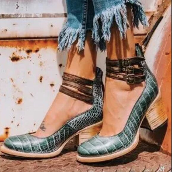 Freebird by Steven Shoes - Freebird Randi Turquoise & Brown in Croco Design